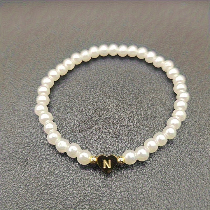 Bracelet Élégant avec Initiale en Forme de Cœur (A–Z)