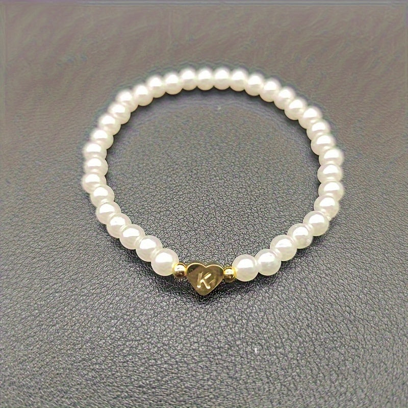 Bracelet Élégant avec Initiale en Forme de Cœur (A–Z)