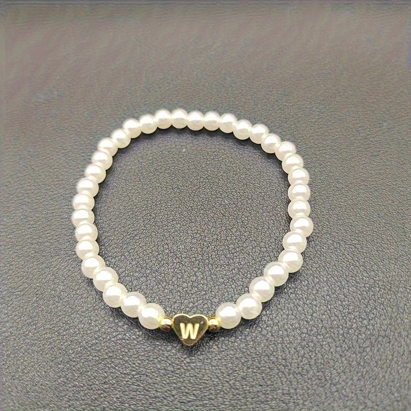 Bracelet Élégant avec Initiale en Forme de Cœur (A–Z)