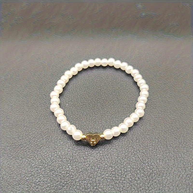 Bracelet Élégant avec Initiale en Forme de Cœur (A–Z)