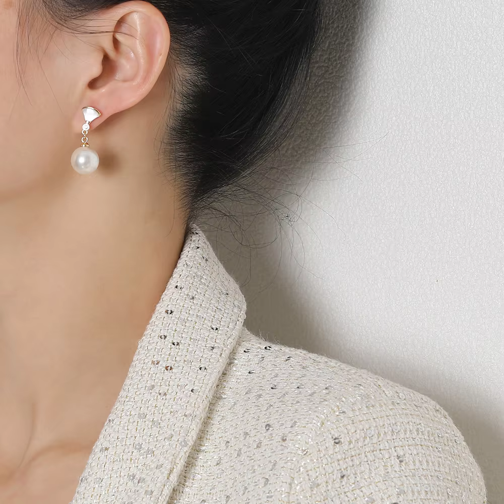 Élégantes Boucles d'Oreilles en Argent avec Perle