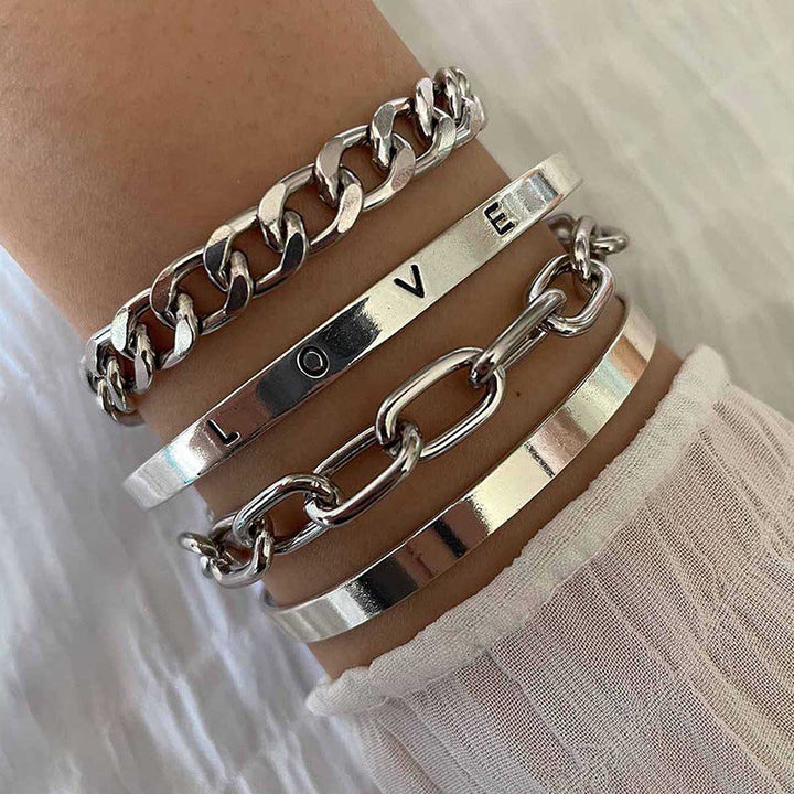 "Bracelet Élan Mercer en Or Blanc" could be rewritten as "Bracelet Mercer Élan en Or Blanc".
