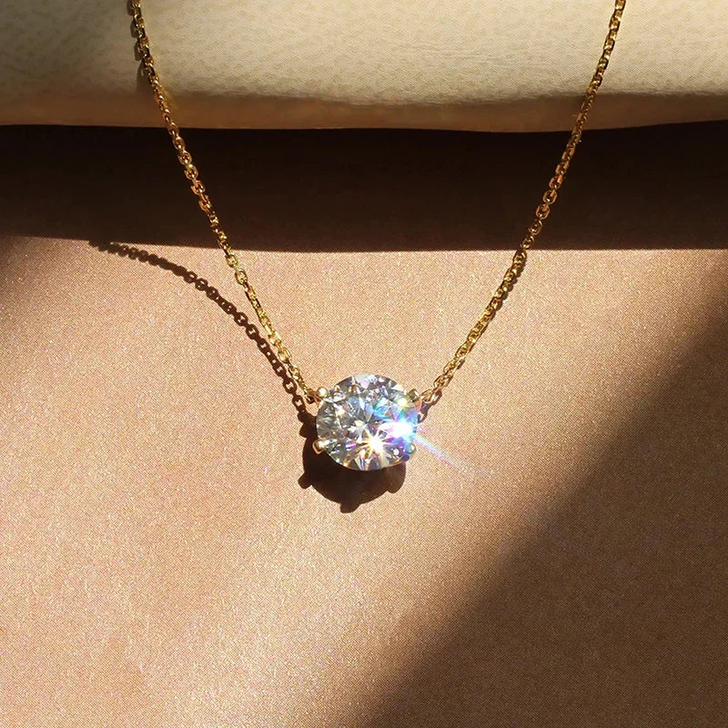 Collier Élégant avec Cristal en Solitaire
