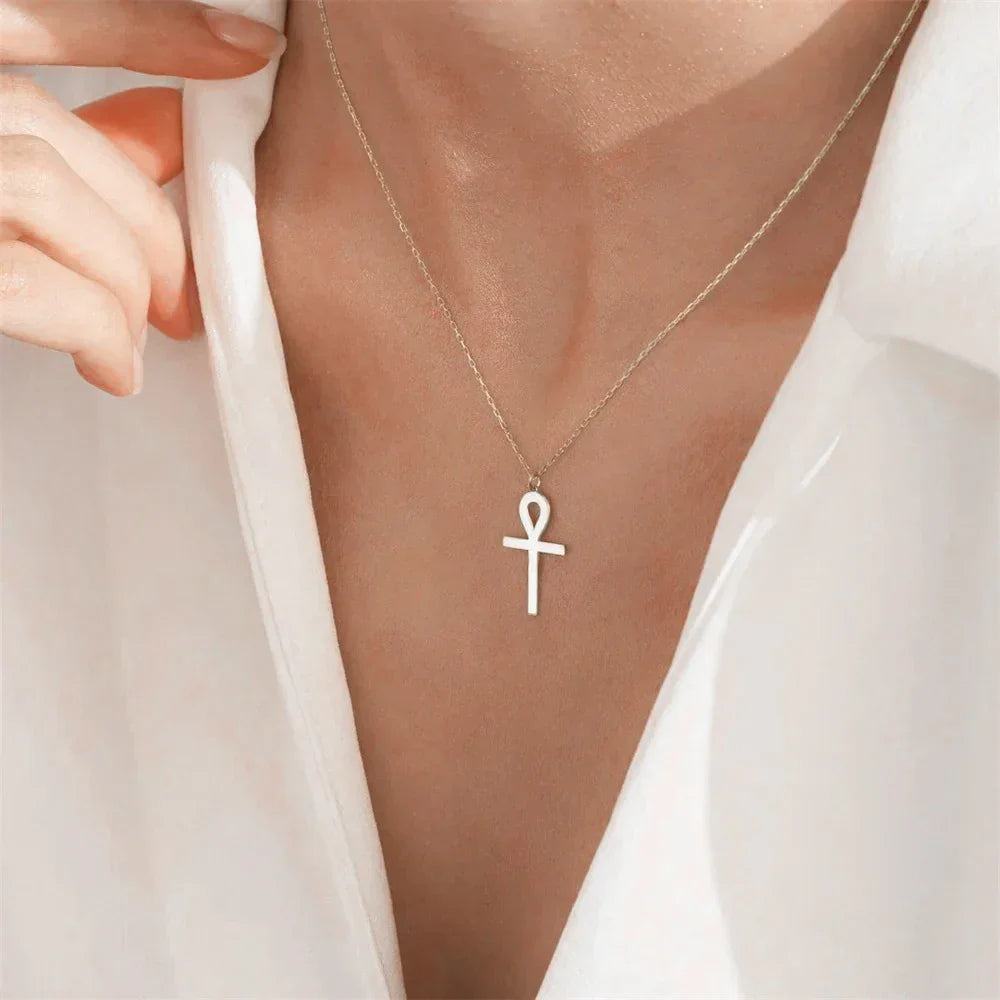 Collier Doré avec Pendentif Ankh