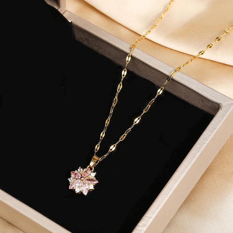 Collier Romantique Sakura en Acier Inoxydable