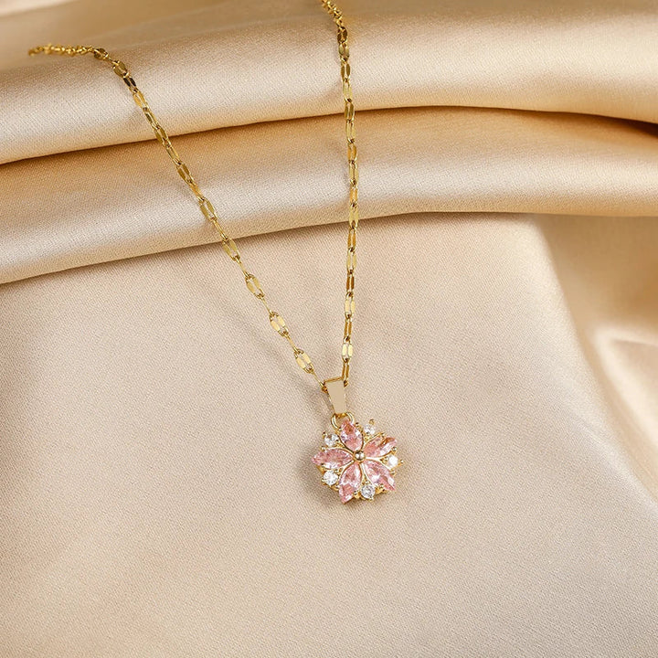 Collier Romantique Sakura en Acier Inoxydable