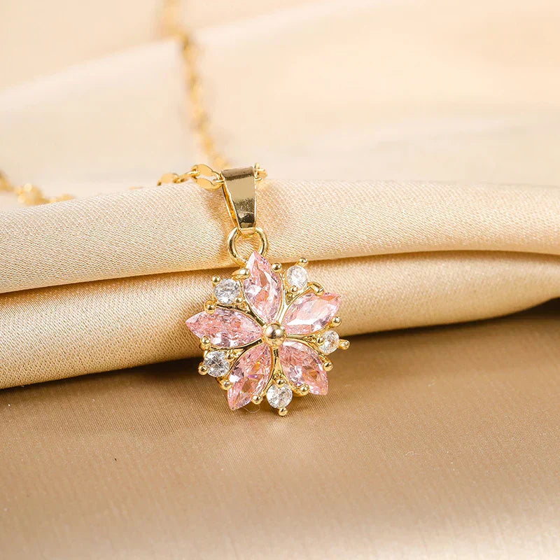 Collier Romantique Sakura en Acier Inoxydable