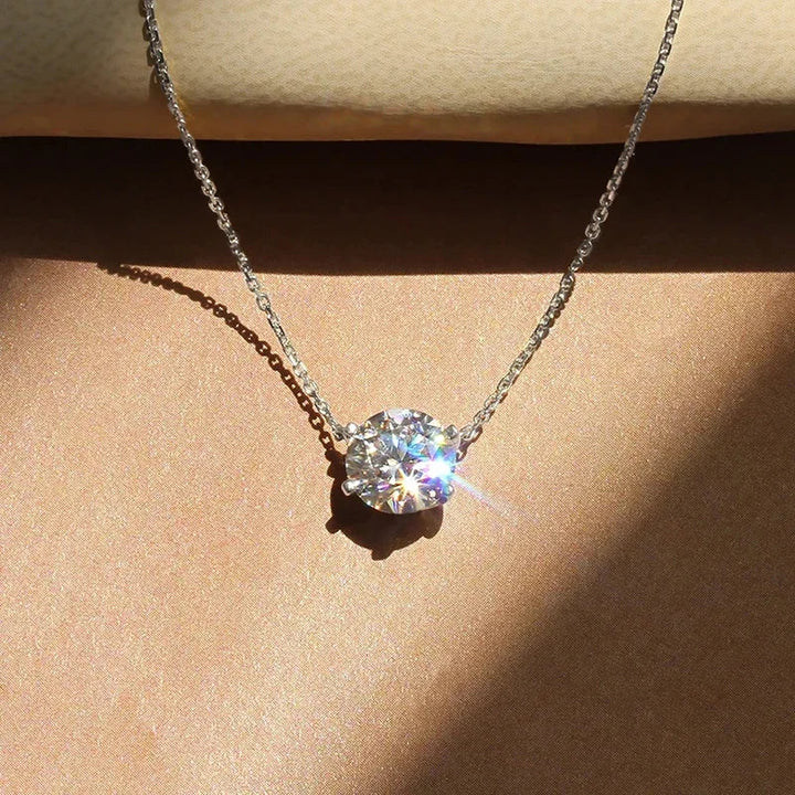 Collier Élégant avec Cristal en Solitaire