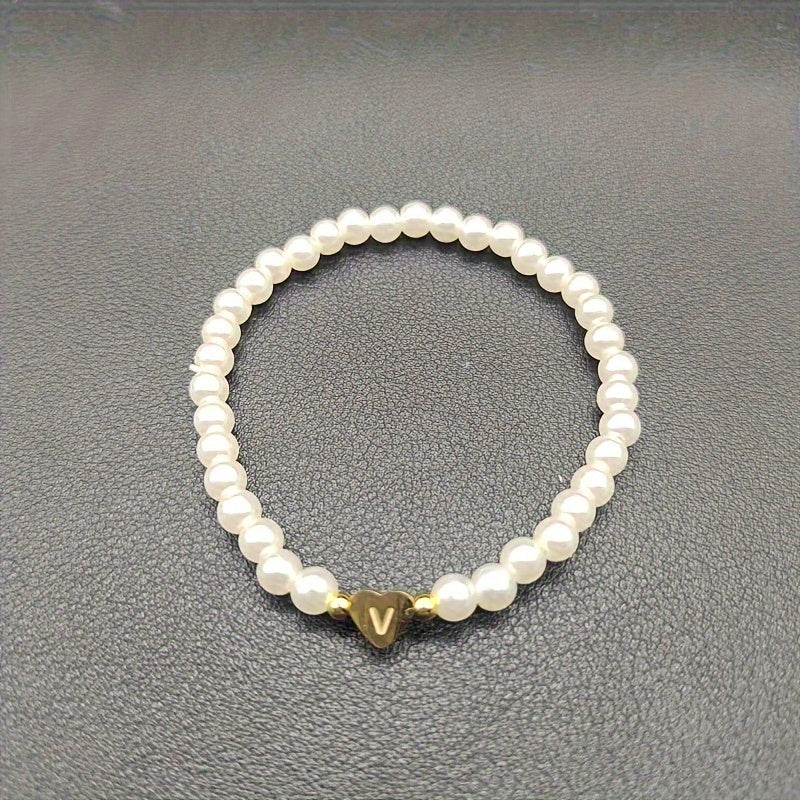Bracelet Élégant avec Initiale en Forme de Cœur (A–Z)